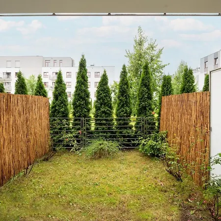 Wilanow Comfort Garden Studio Warsaw